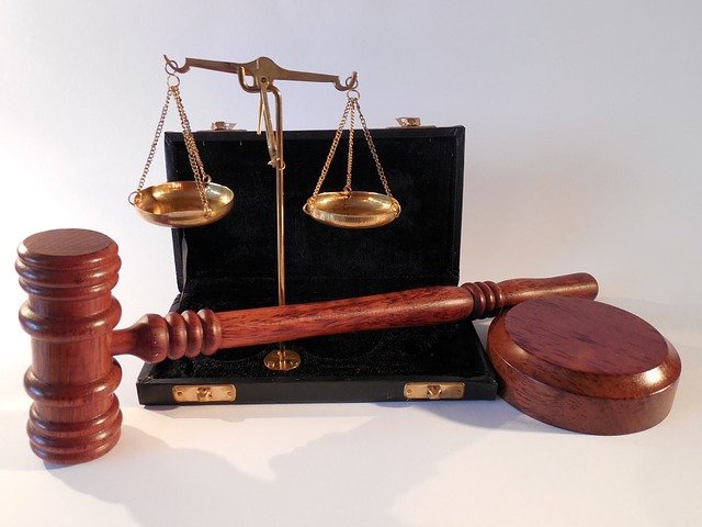 W czym może nam wspomóc radca prawny? W jakich sytuacjach i w jakich kompetencjach prawa pomoże nam radca prawny?